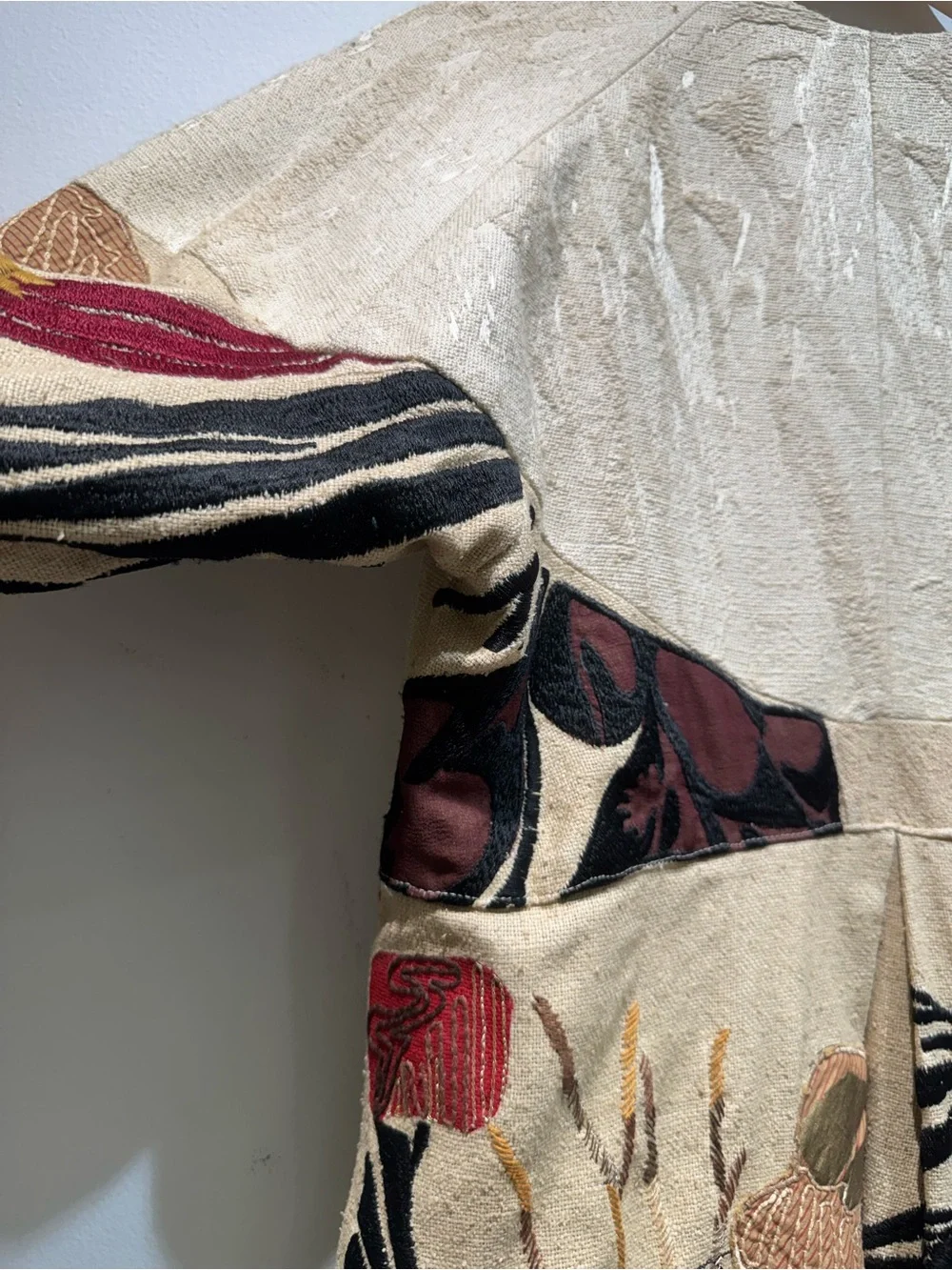 Unique Dries Van Noten Embroidered Beige Kimono Coat - Picture 12 of 15
